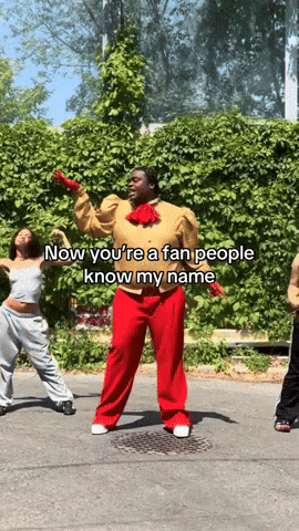 Animated GIF showing Tedy's authentic moments with fans